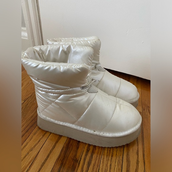 Winter Women Boots - Picture 3 of 4